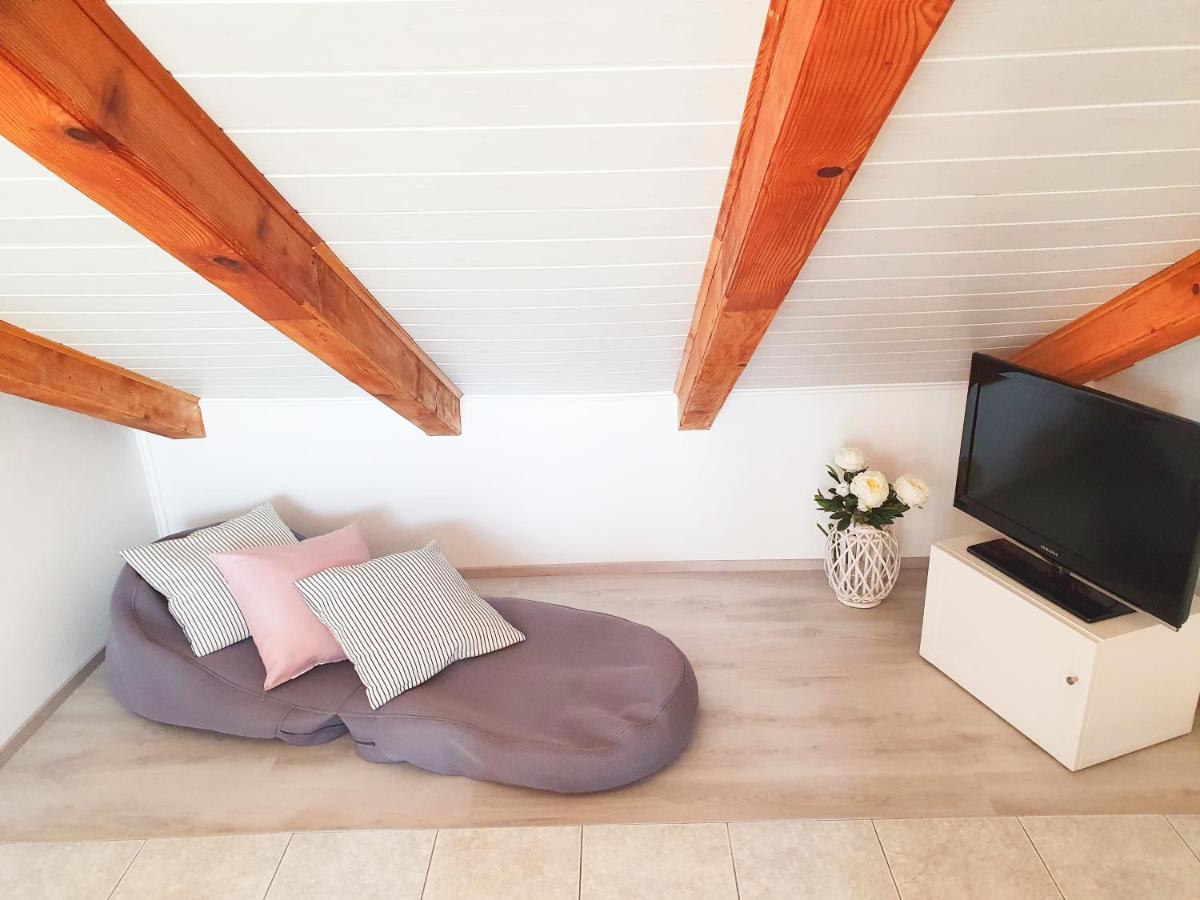 Breathtaking Seaview App Barac On Separated Floor ツリクヴェニツァ エクステリア 写真